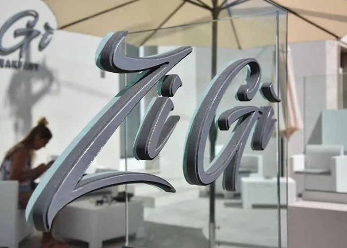 Zi Gi פורטו צ'זראו