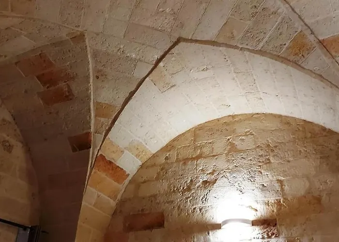 לינה וארוחת בוקר Zi Gi 3*